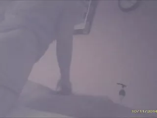 الجنس المتعرج يغوي ليلي جوي وصوفيا لي بورنو احترافي من Fake Hostel