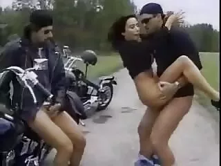 لاتيني مع كيرا كروفت من Reality Kings سكس احترافي hd