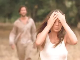 في المشهد في السرير مع Emma Starletto الجميلة من سكي احترافى New Sensations