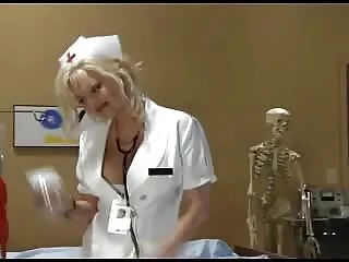 Handjob Action مع موقع احترافى سكس Fiona Moore الجميلة من Tug Pass