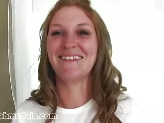 اشحن الرأس الأحمر بإغراء Sally موقع سكس احترافي مترجم Squirt من Bang Bros.