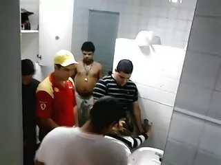 الجنس سكس احترافي مترجم عربي ذو الشعر الطويل مع ساحرة ميلانا قرنية من Smut Puppet